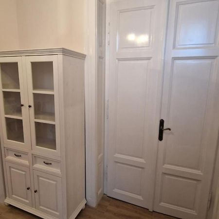 Uvs Central Luxury Apartment أرادايا المظهر الخارجي الصورة