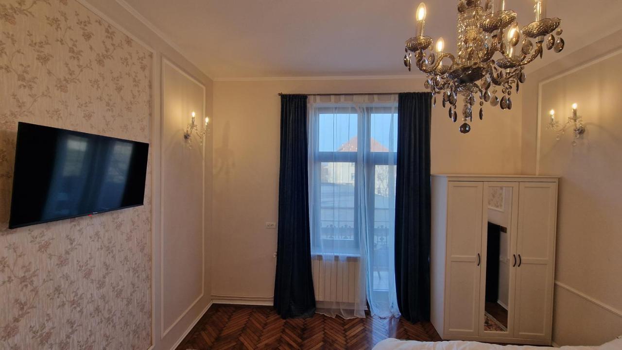 Uvs Central Luxury Apartment أرادايا المظهر الخارجي الصورة