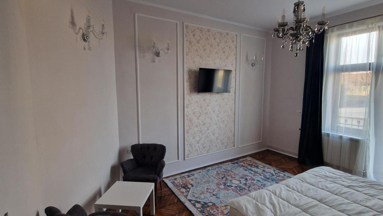 Uvs Central Luxury Apartment أرادايا المظهر الخارجي الصورة